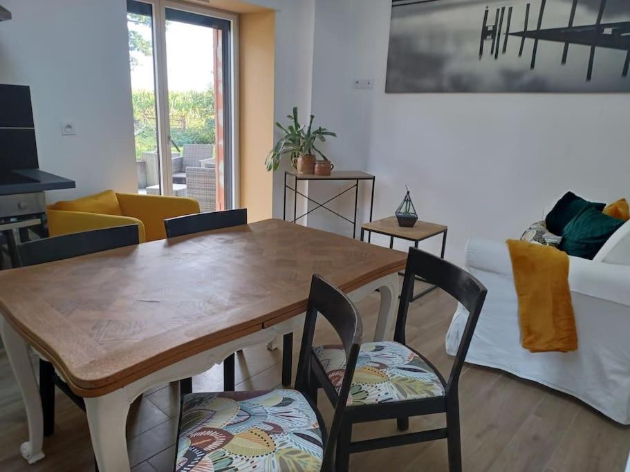 Apartament ~ Au Calme A La Campagne ~ La Meziere Zewnętrze zdjęcie